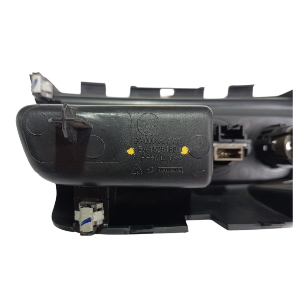 Entrada Usb Auxiliar Tomada 12 Volts Peugeot 208 2014 V312 6