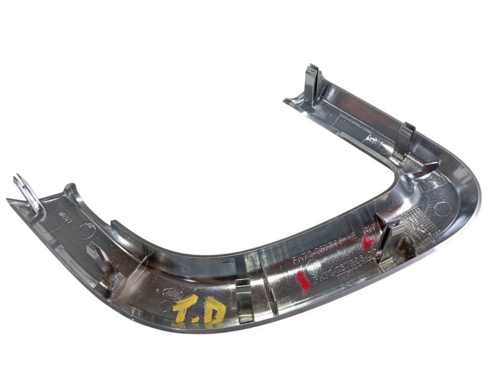 Moldura Maçaneta Porta Tras Direita Discovery 2016 18 V611 4