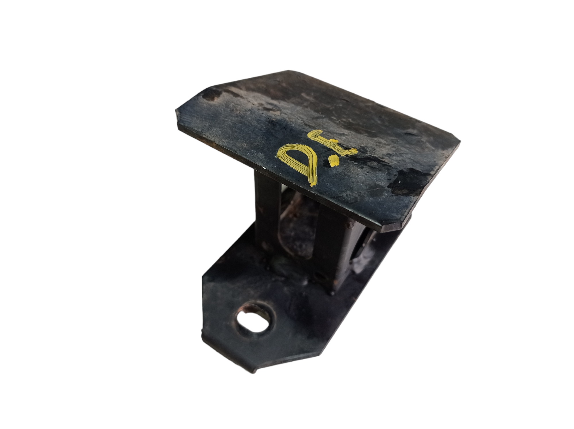 Suporte Parachoque Dianteiro Esquerdo Pajero Sport 10 V569 3