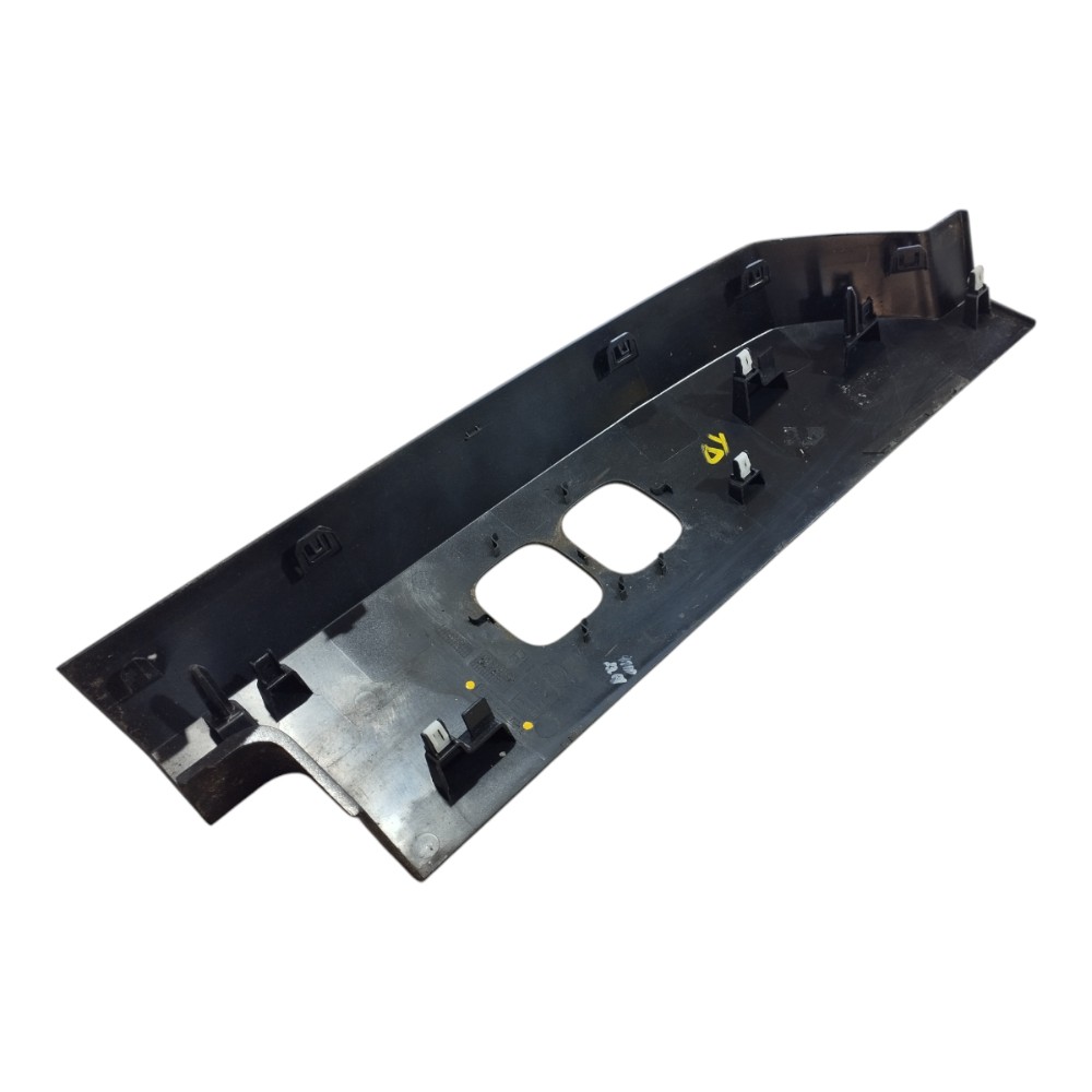 Moldura Lanterna Traseira Dir Land Rover Defender 2022 V645 7