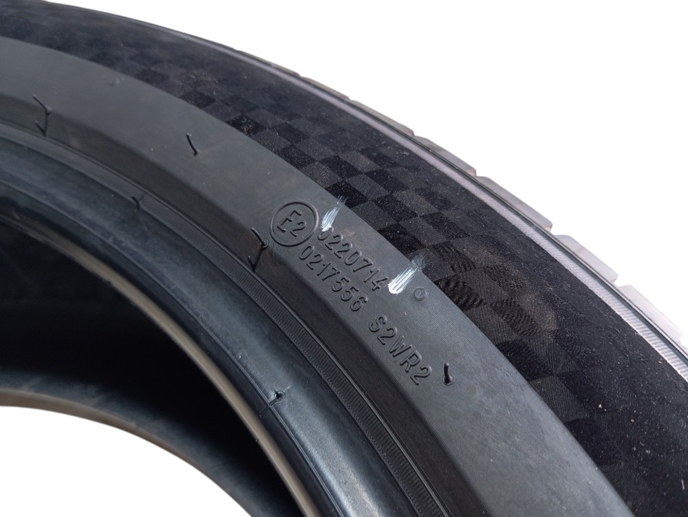 Pneu Aro 21 Michelin Pilot Sport 4 Suv 235/50 R21 8