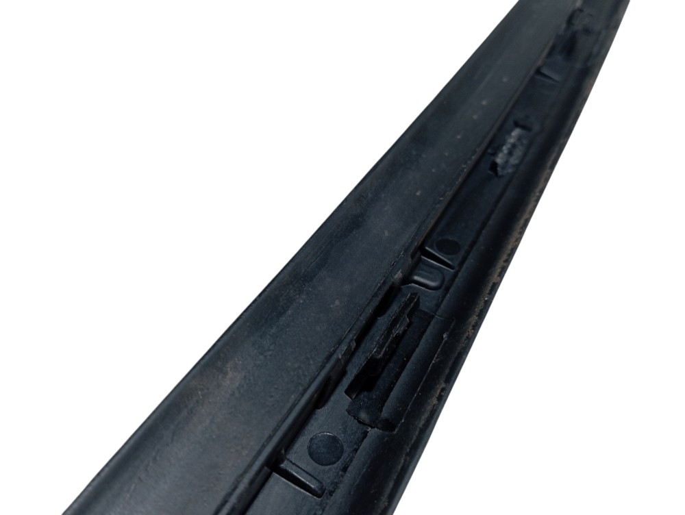Moldura Esquerda Parabrisa Renault Zoe Neo 2023 V617 5