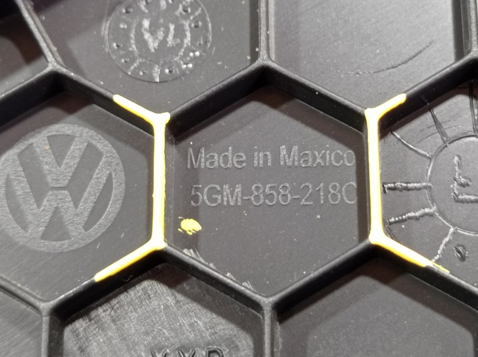 Acabamento Direito Painel Vw Golf Tsi Comfortline 17 V585 7