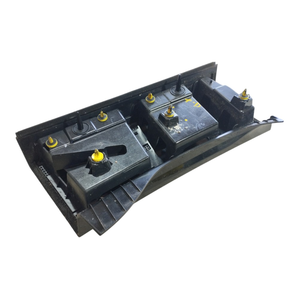 Moldura Coluna Tras Direito Land Rover Defender 21 22 V645 5