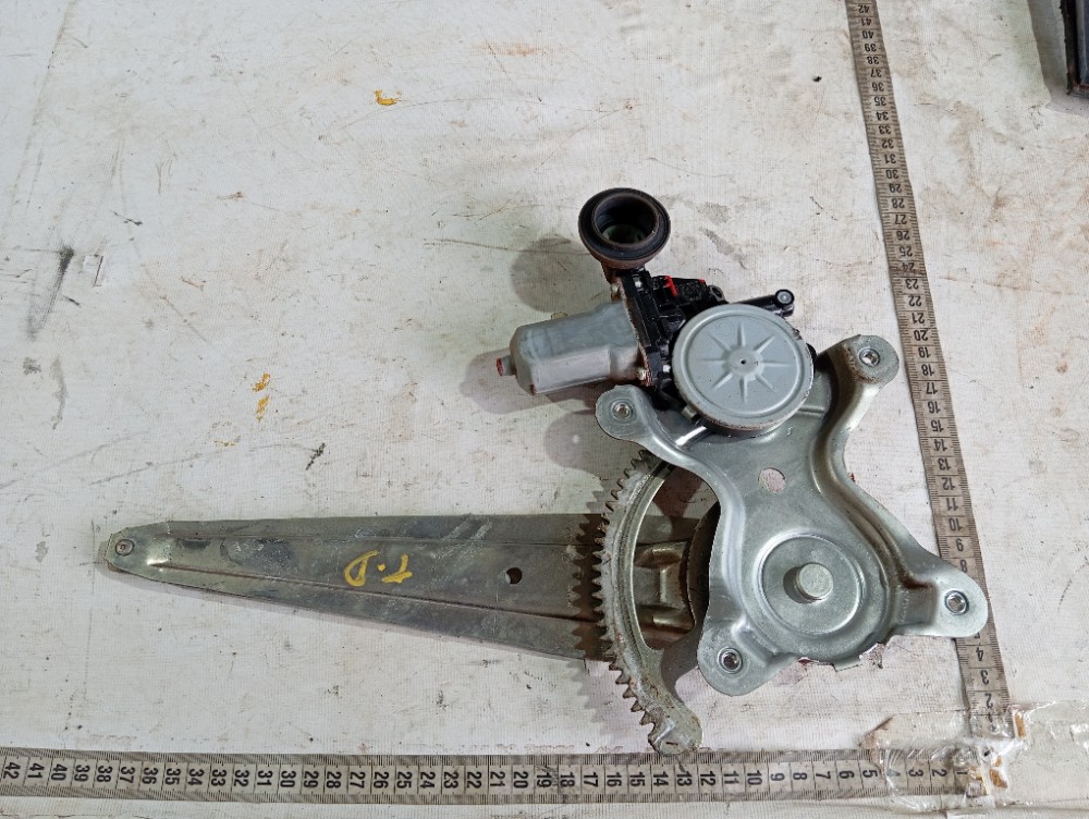 Máquina Vidro Porta Tras Direita Land Cruiser Prado 05 V620 9