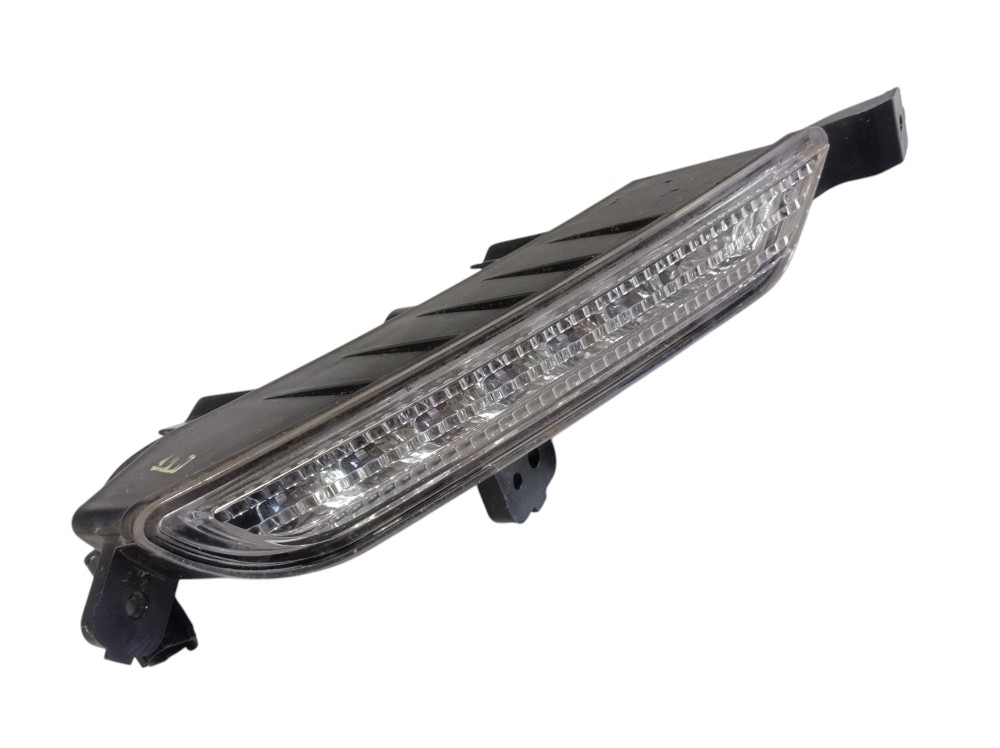 Farol Auxiliar Led Esquerdo Jac Iev40 2020 V615
