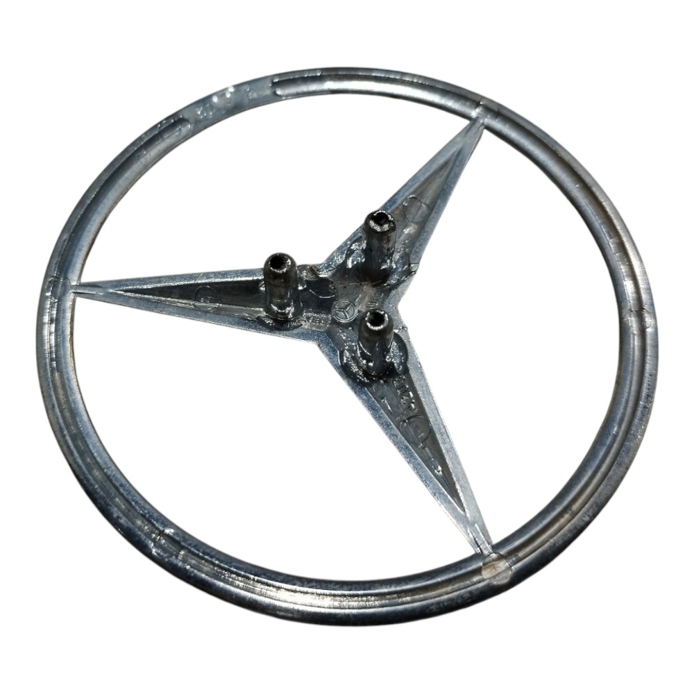 Emblema Traseiro Mercedes C180 2002 2007 V661 Prata 5