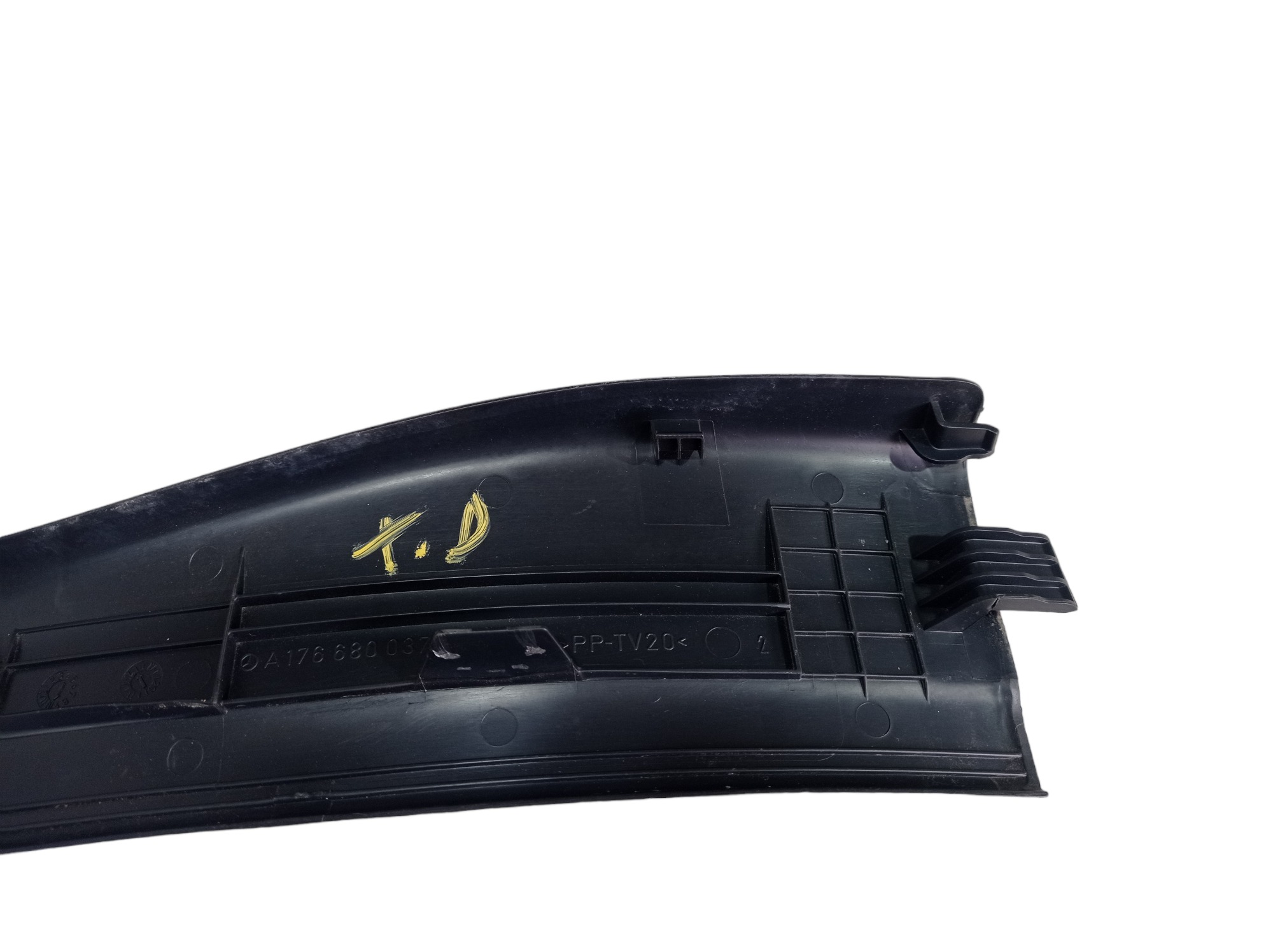 Soleira Traseira Direita 1mercedes Gla 200 2016 V568 Preto 7