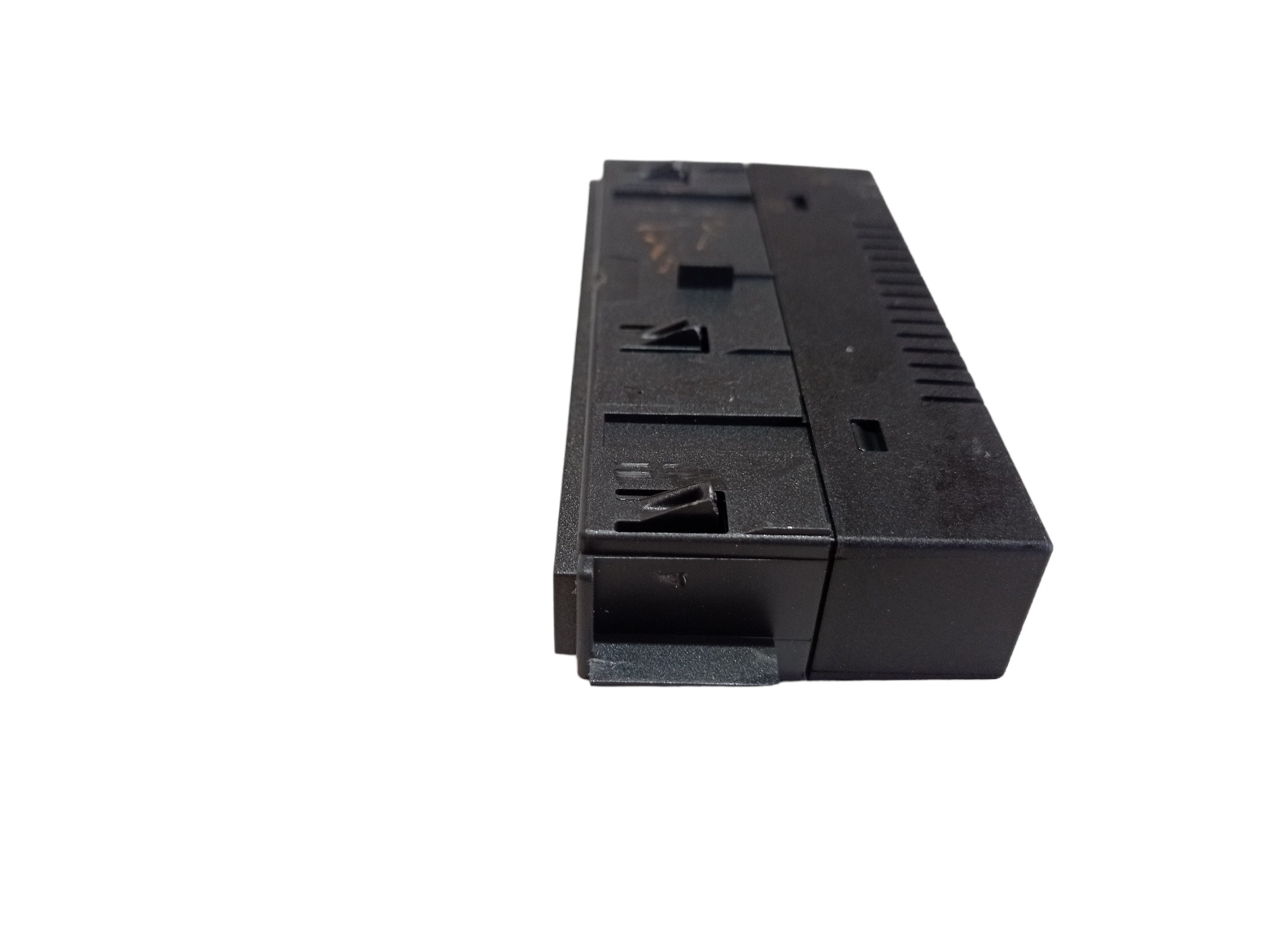 Entrada Usb Vw Taos 2022 2024 V601 2