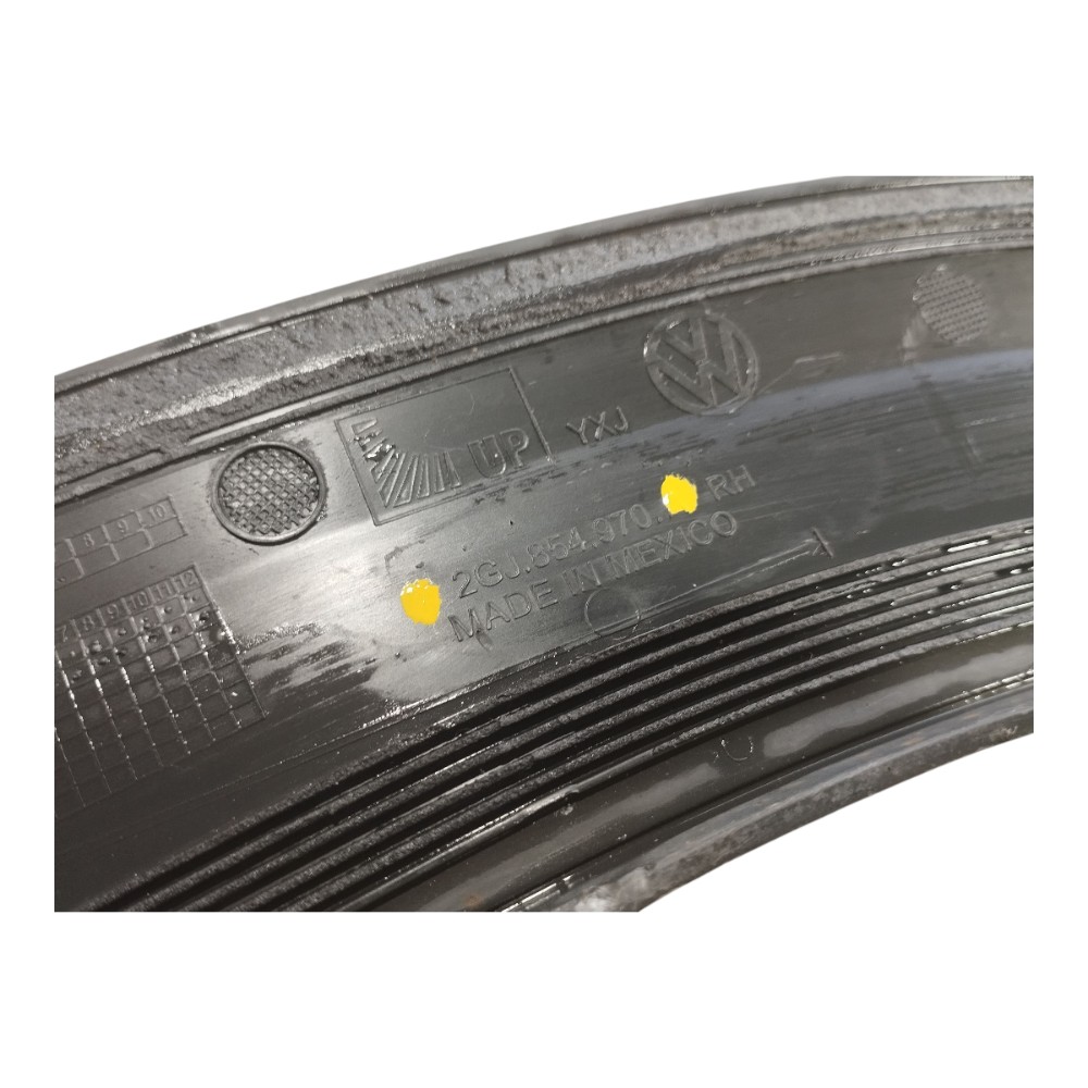 Moldura Lateral Tras Direito Vw Taos Highline 2022 2024 V655 9