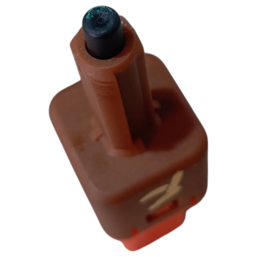 Interruptor pedal freio BYD Dolphin 2024 a 2025 V653 2