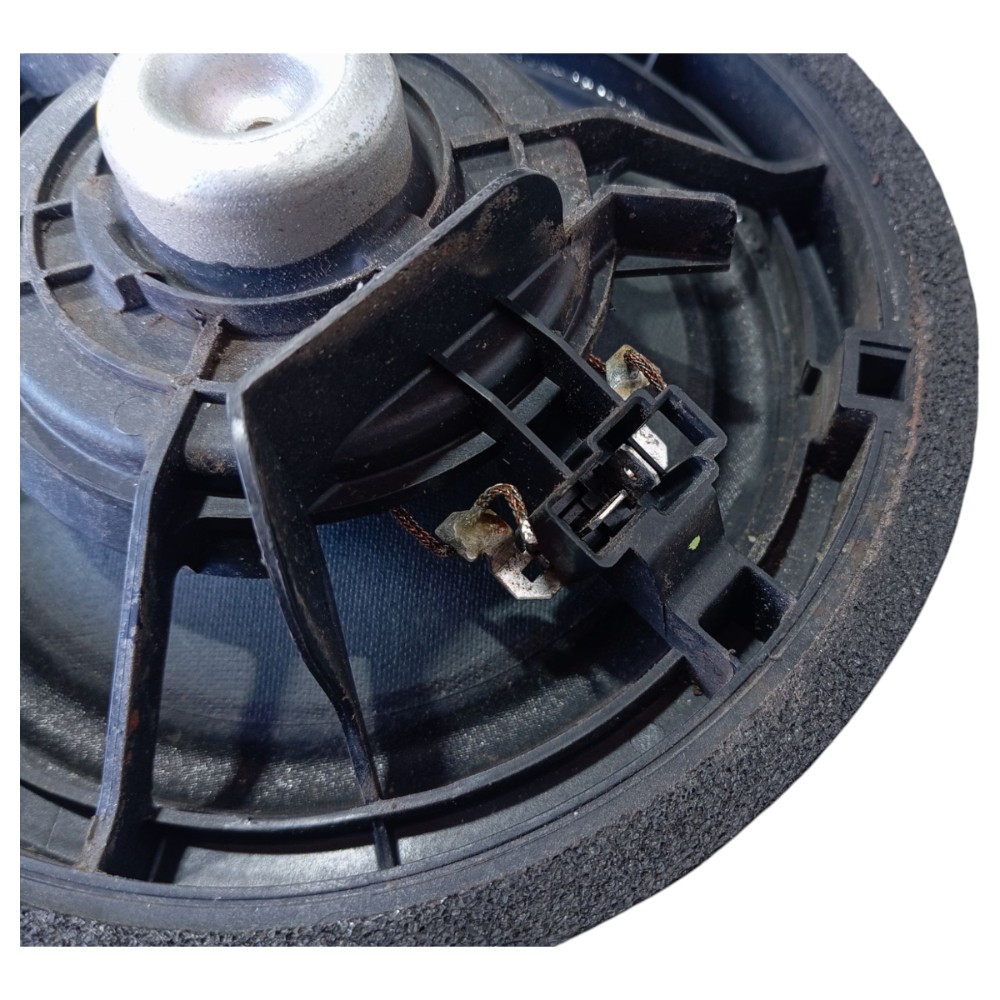 Alto Falante Porta Tras Esquerda Suzuki Scross 15 2016 V648 2