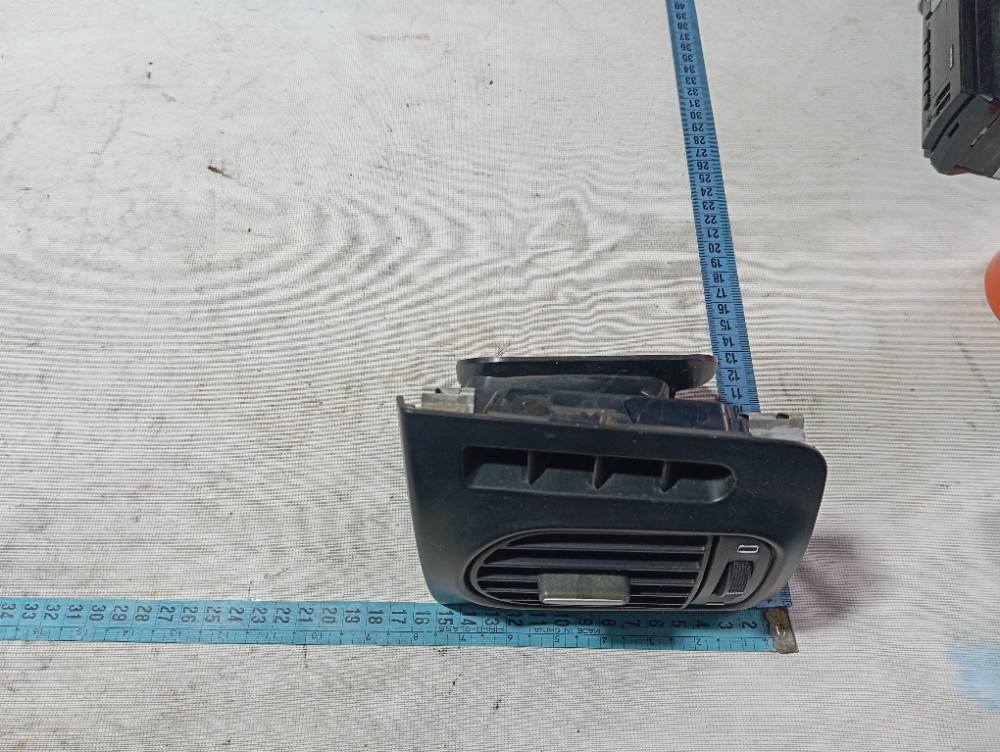 Difusor Ar Esquerdo Painel Fiat Strada Palio 2014 A 2018 8