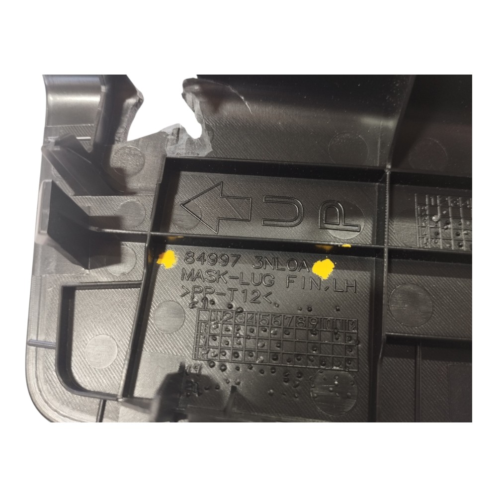 Acabamento Coluna Traseira Esquerda Nissan Leaf 2023 V632 6