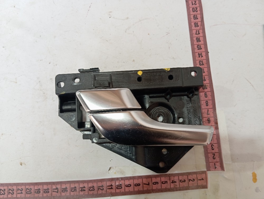 Maçaneta Interna Porta Diant Esquerda Evoque 2012 A 15 V633 Dianteira 7