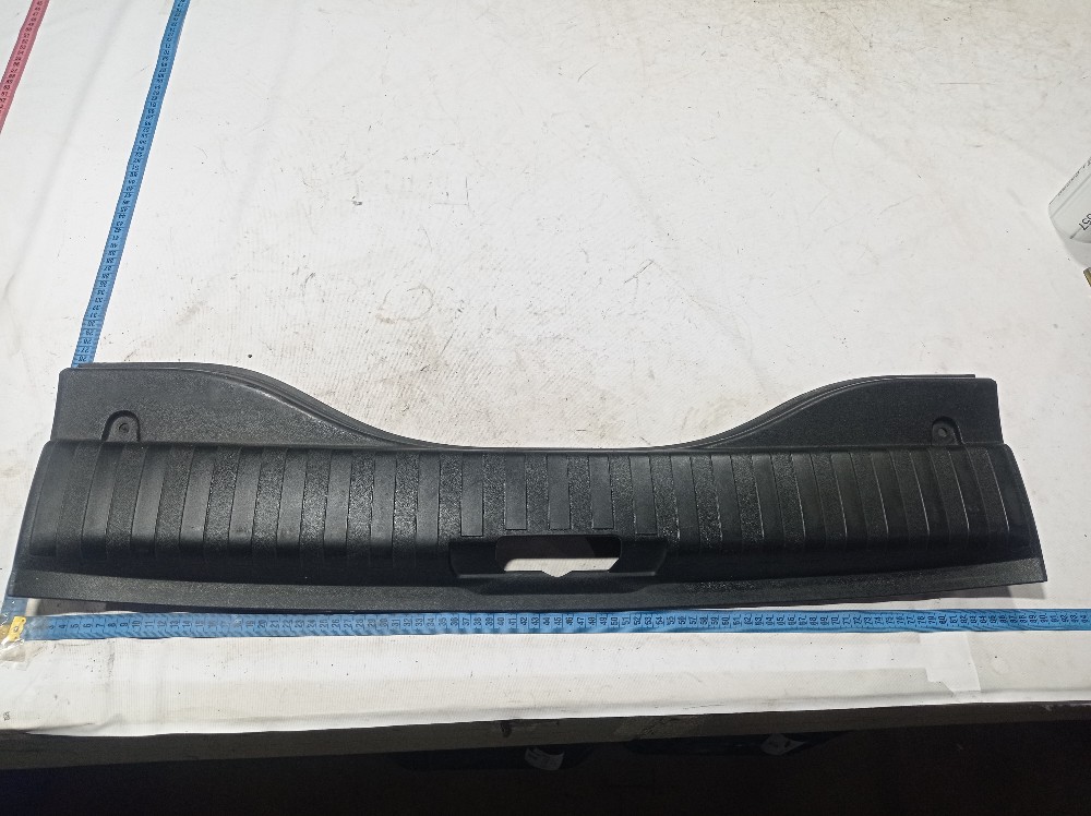 Soleira Moldura Painel Traseiro Peugeot 2008 2017 A 19 V341 8