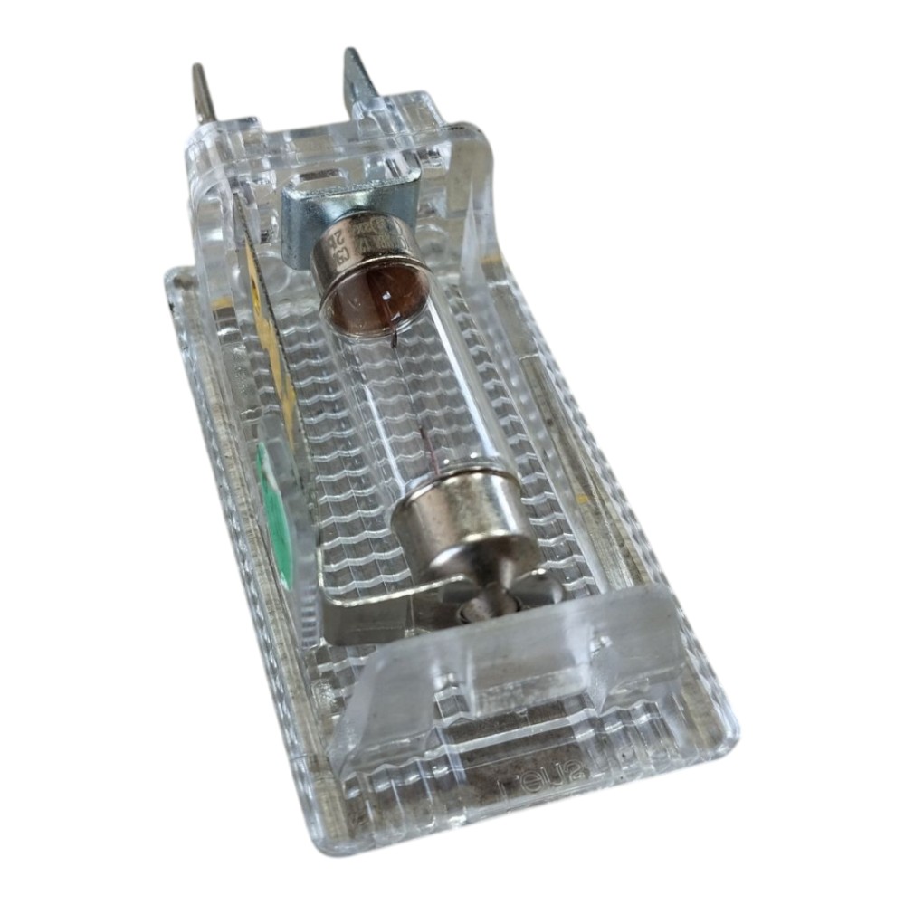 Luz Cortesia Porta Mala Chery Tiggo 7 Pro 2022 2024 V640 2