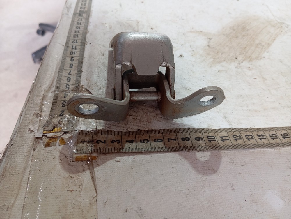 Dobradiça Porta Traseira Esquerda Land Cruiser Prado 05 V620 9