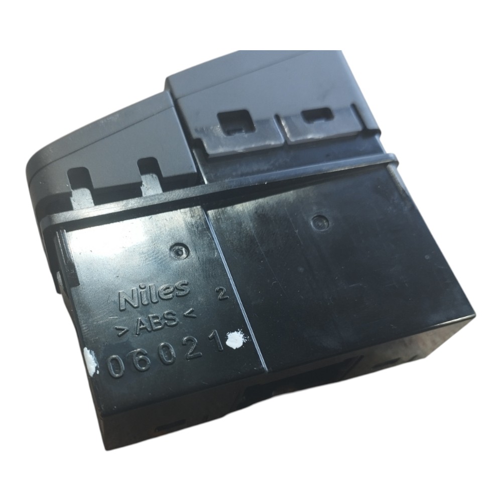 Botão Pisca Alerta Suzuki Scross 2015 2016 V648 7