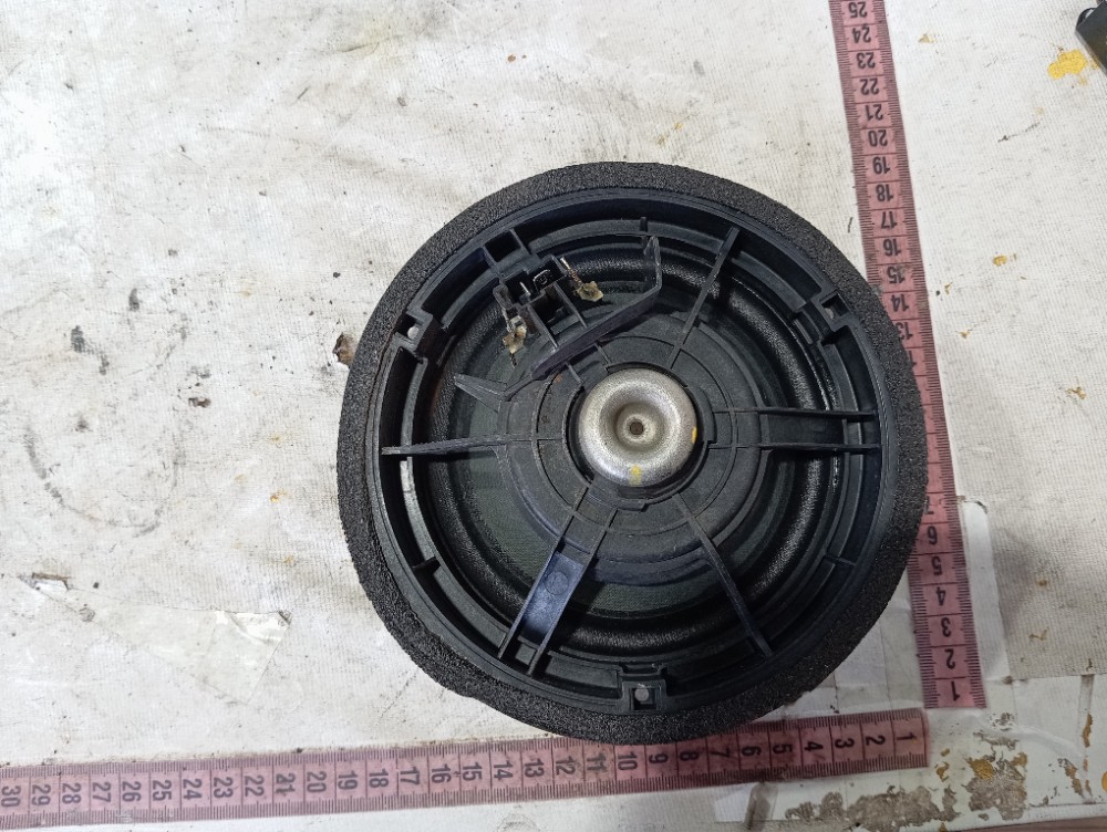 Alto Falante Porta Traseira Direita Suzuki Scross 2016 V648 8