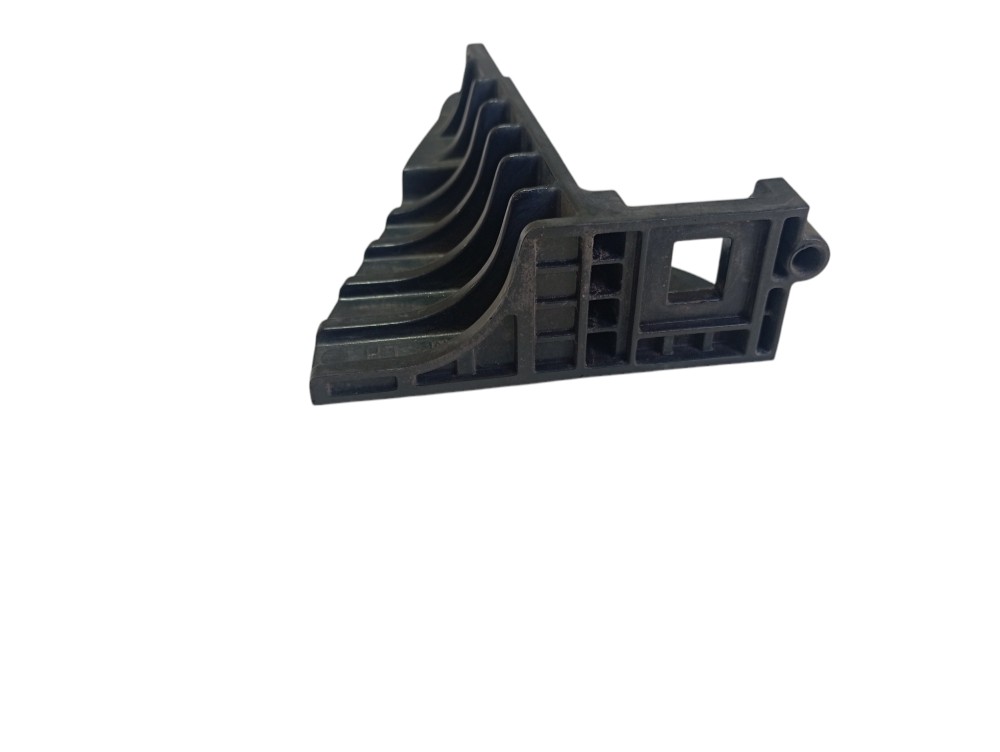 Suporte Grade Parachoque Direito Triton 2012 V16 7