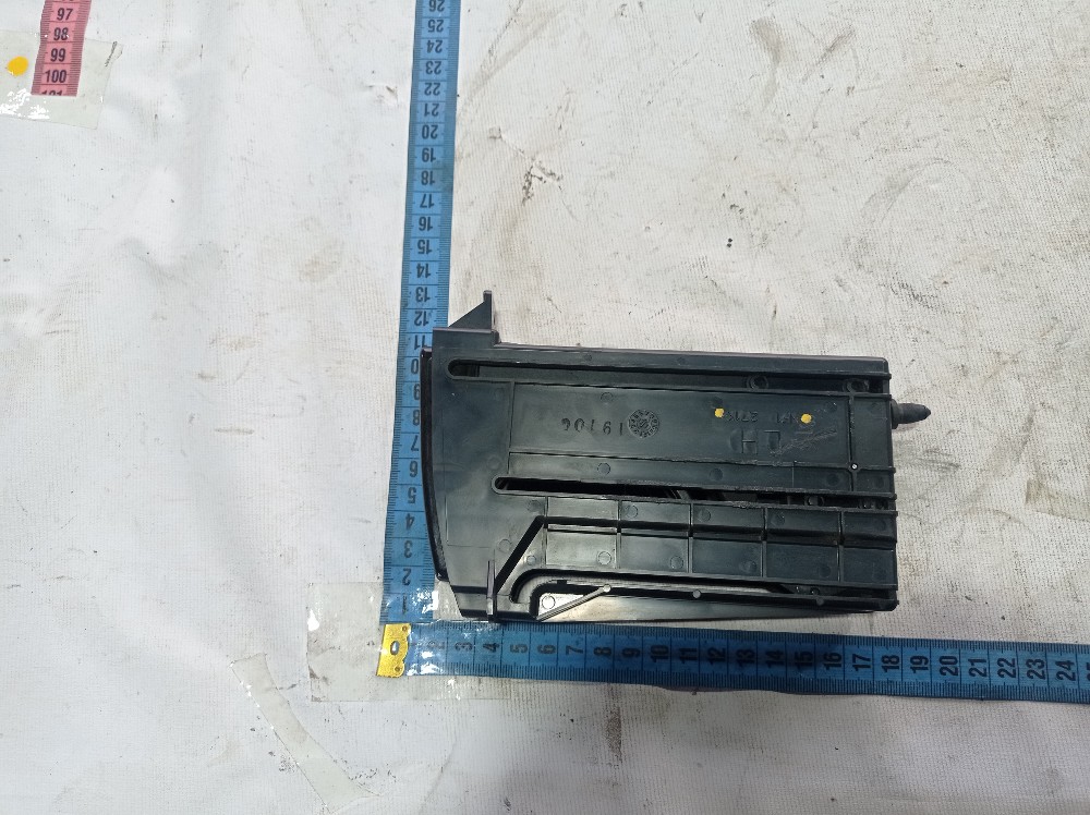Porta Copos Subaru Legacy Outback 2002 V358 7