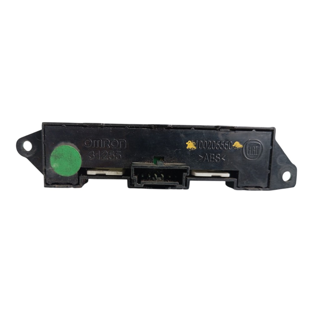 Comando Botão Interruptor Painel Trava Porta Mala Fiat Idea 6