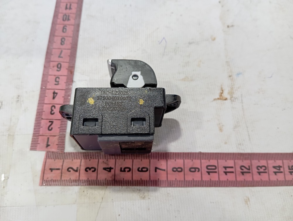 Botão Vidro Traseiro Direito Jac Ejs1 2022 2023 2024 V616 9