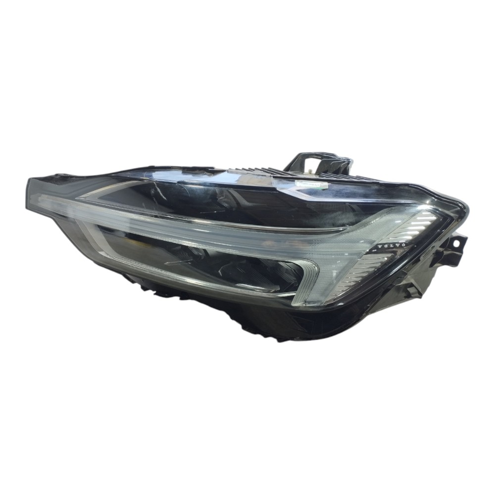 Farol Esquerdo Volvo Xc60 T5 2020 V606 6