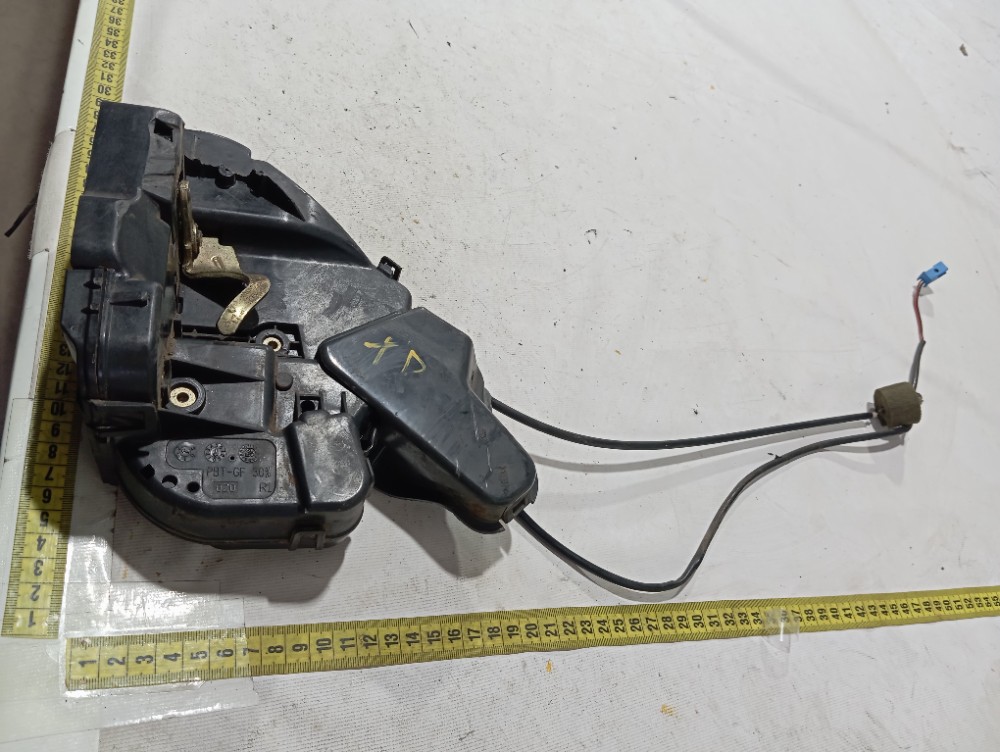 Fechadura Porta Trase Direita Mercedes C180 2002 2007 V661 8