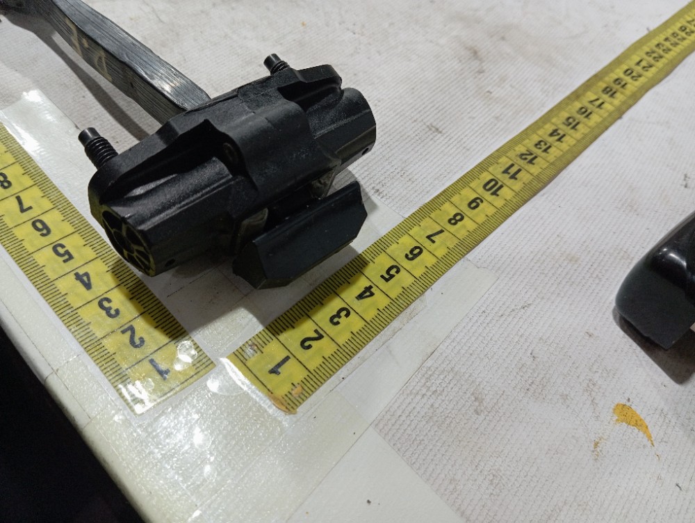 Limitador Porta Dianteira Esquerda Ram Rampage 2023 25 V659 9
