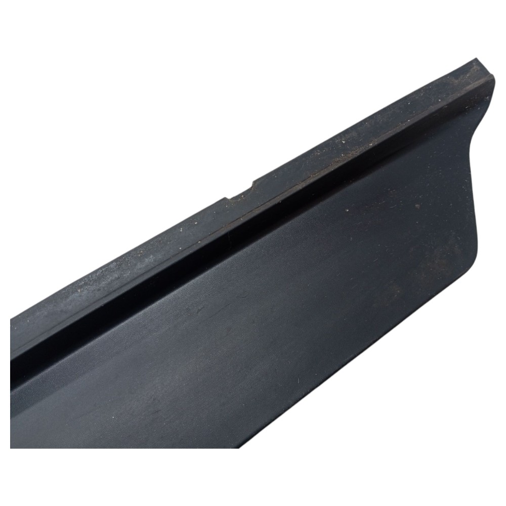 Moldura Ext Coluna Direita Land Rover Defender 21 2022 V645 4