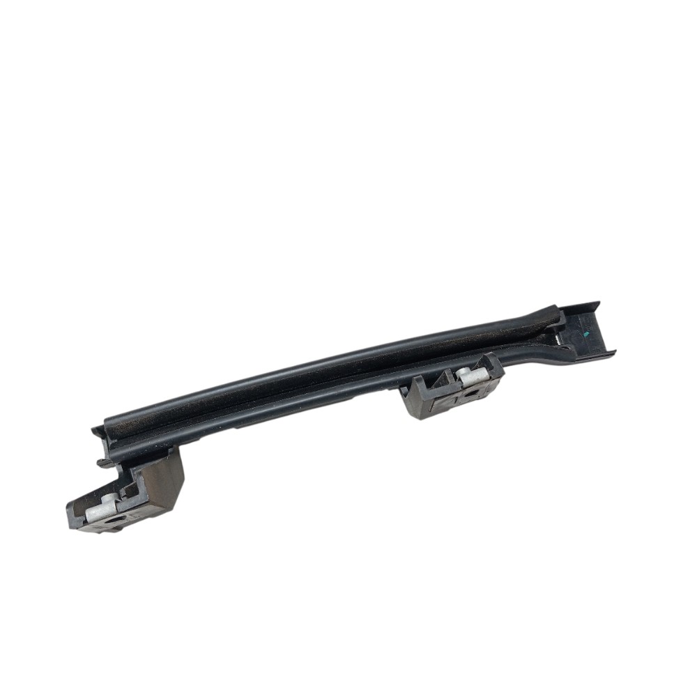 Canaleta vidro porta traseira esquerda Byd Song Pro 25 V669 4