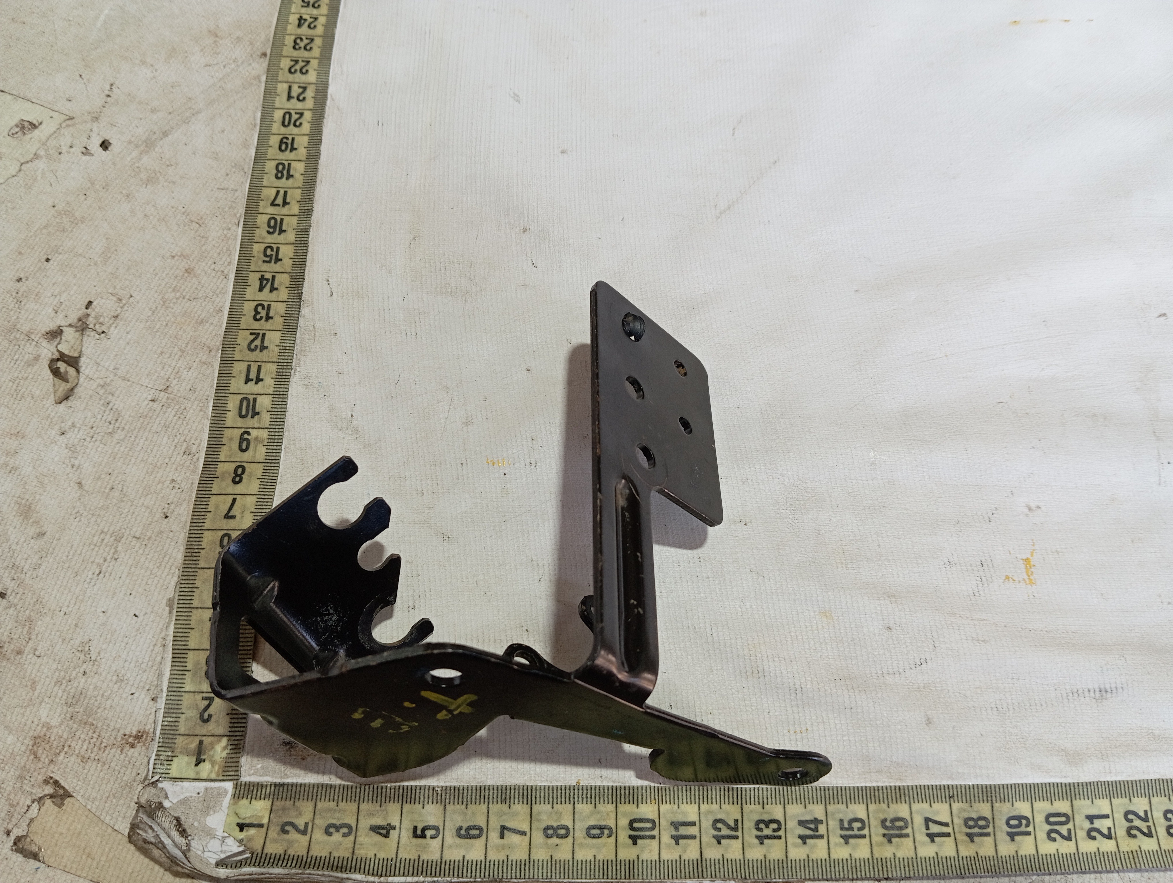 Suporte Sensor Nivel Altura Esquerdo Range Rover Sport V573 7