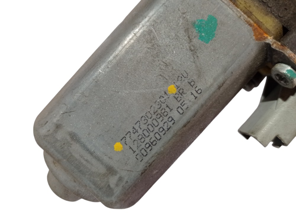 Máquina Vidro Dianteiro Direito Peugeot 207 2012 V292 6