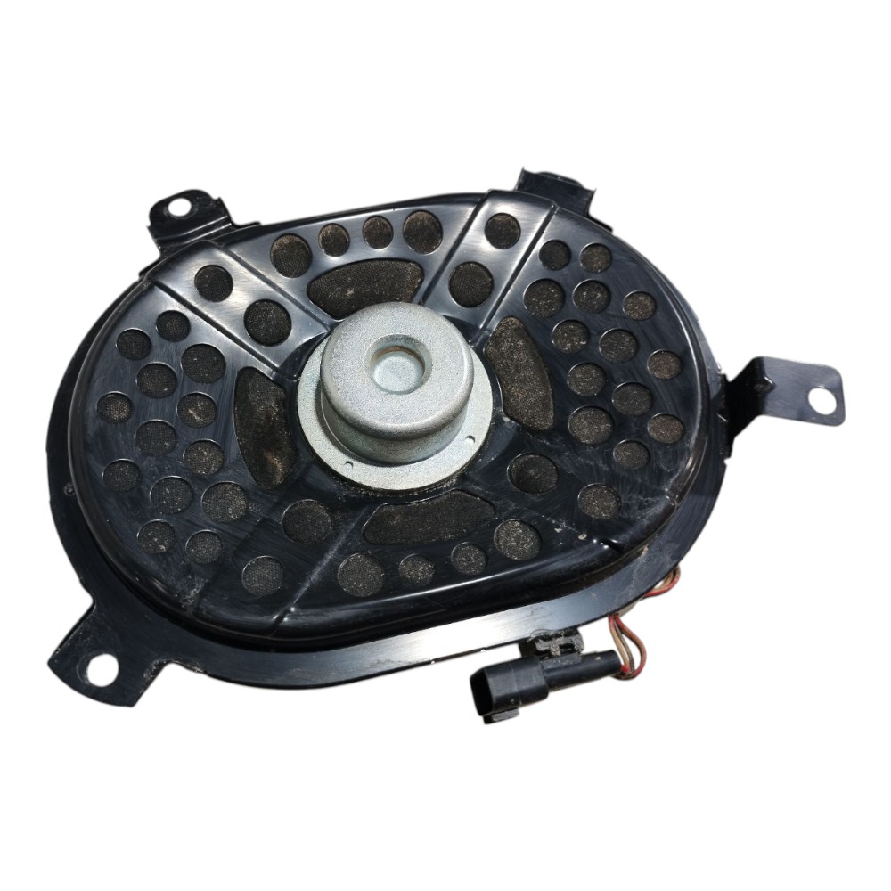 Subwoofer Traseira Discovery Sport 2015 A 2018 V663 4