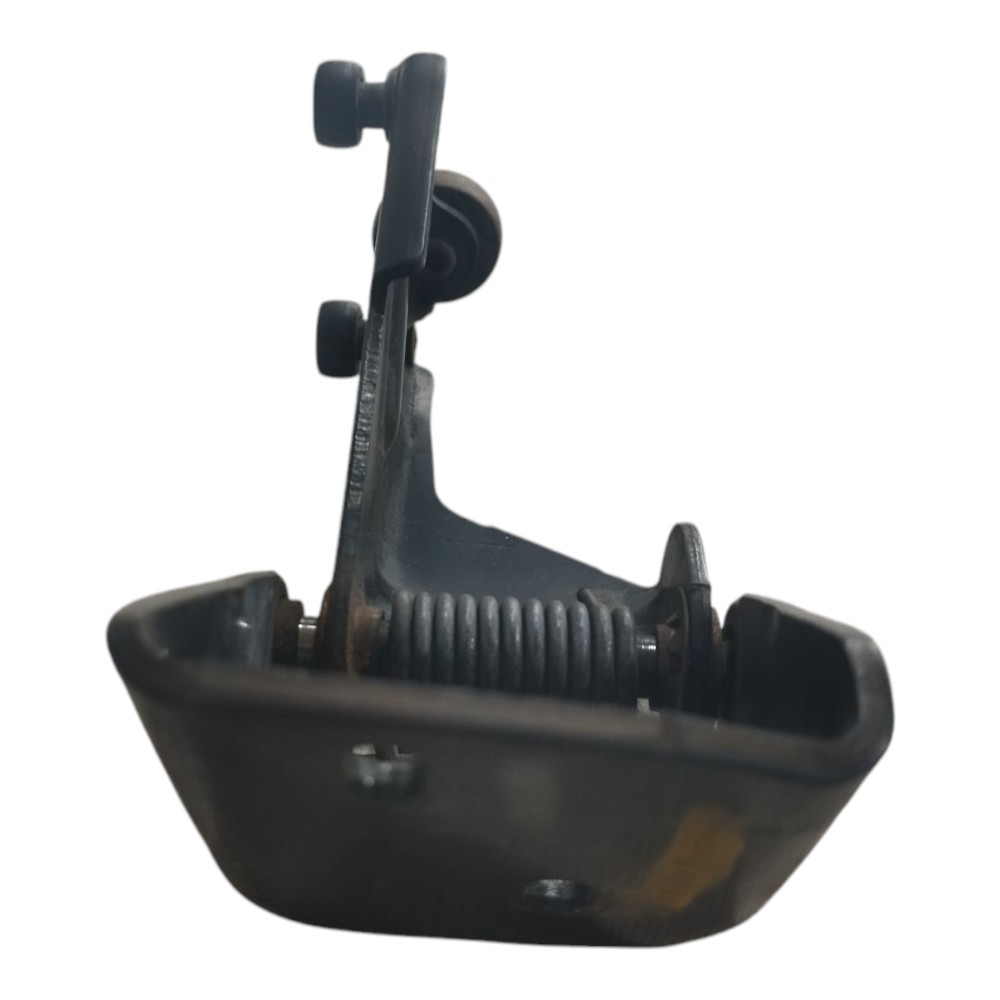 Dobradiça Porta Traseira Esquerda Grand Caravan 03 V578 8