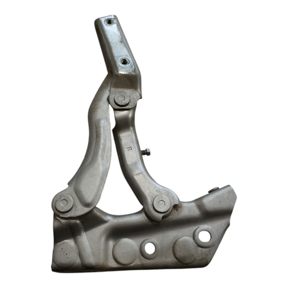 Dobradiça Direita Capô Mercedes B180 2010 V630