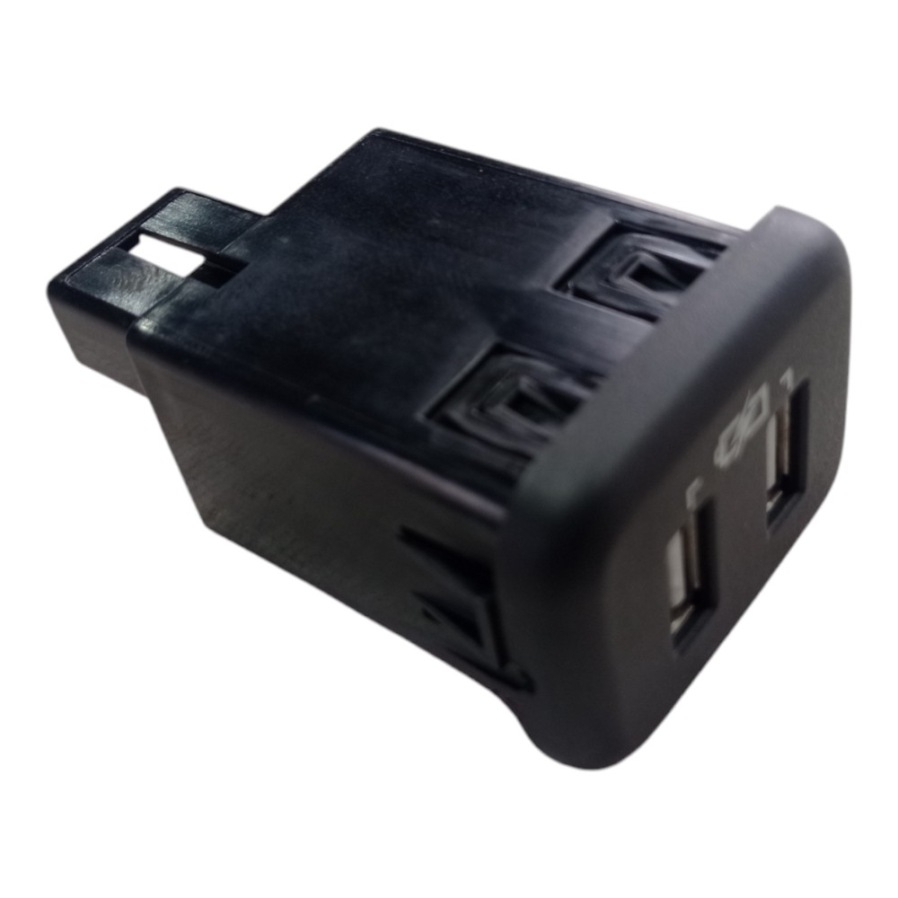 Entrada Usb Gm Tracker 2020 2025 V627 4