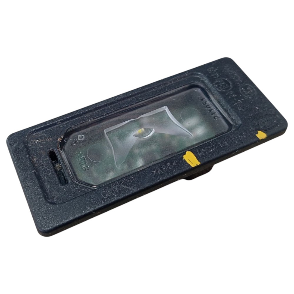 Luz Placa Land Rover Defender 2022 V645