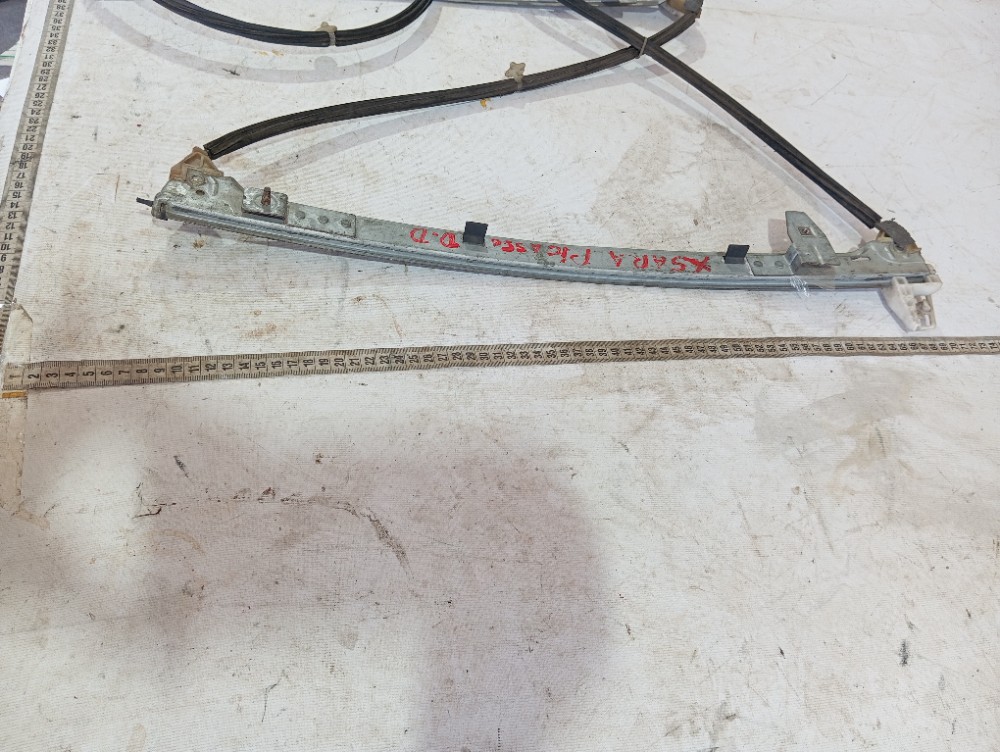 Máquina Vidro Dianteira Direita Citroen Xsara 2008 V95 10