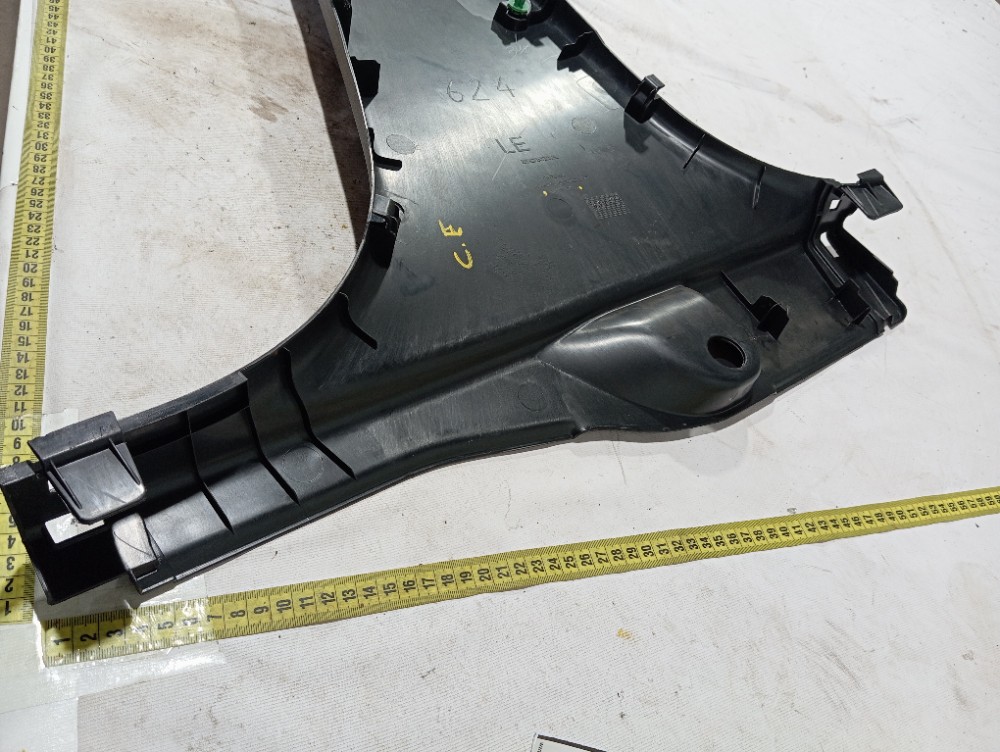 Acabamento Coluna Esquerda Honda Hrv 2017 A 2021 V660 8