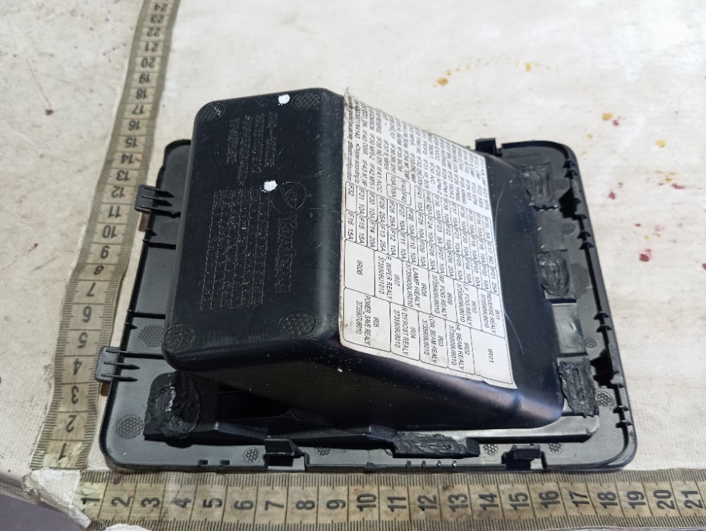 Tampa Caixa Fusível Painel Jac Iev40 2020 V615 10