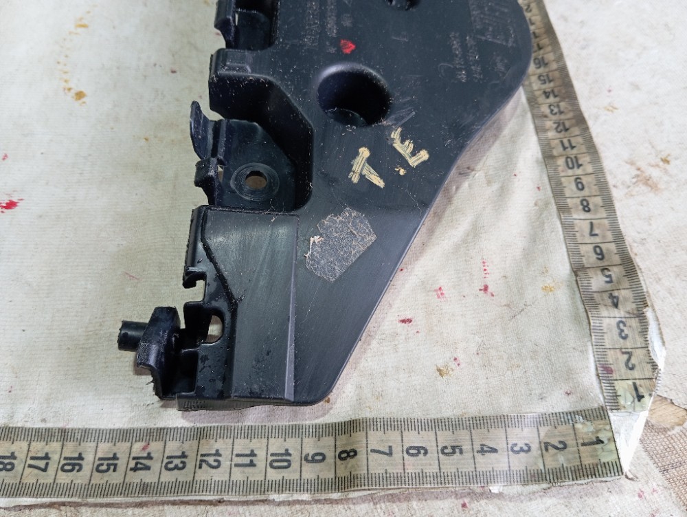 Suporte Esquerdo Parachoque Traseiro Renault Zoe Neo 23 V617 8