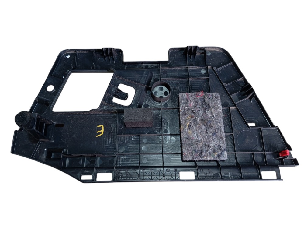 Acabamento Esquerdo Porta Malas Lexus Rx500hf 2023 V619 1
