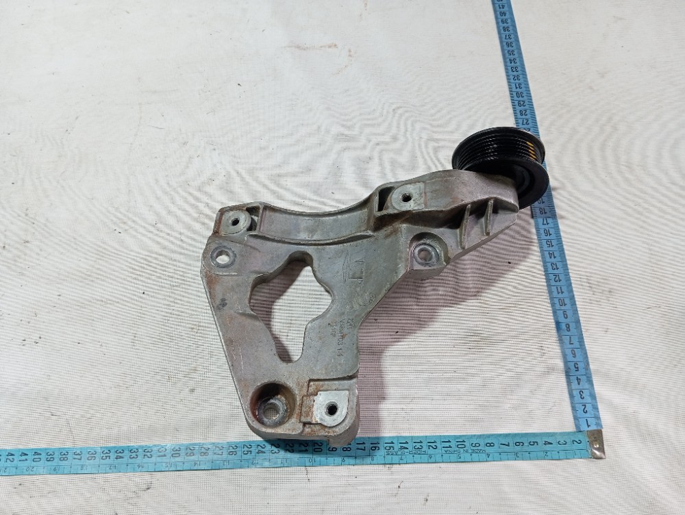 Suporte Compressor Ar Condicionado Jeep Grand Cherokee 3.0 9