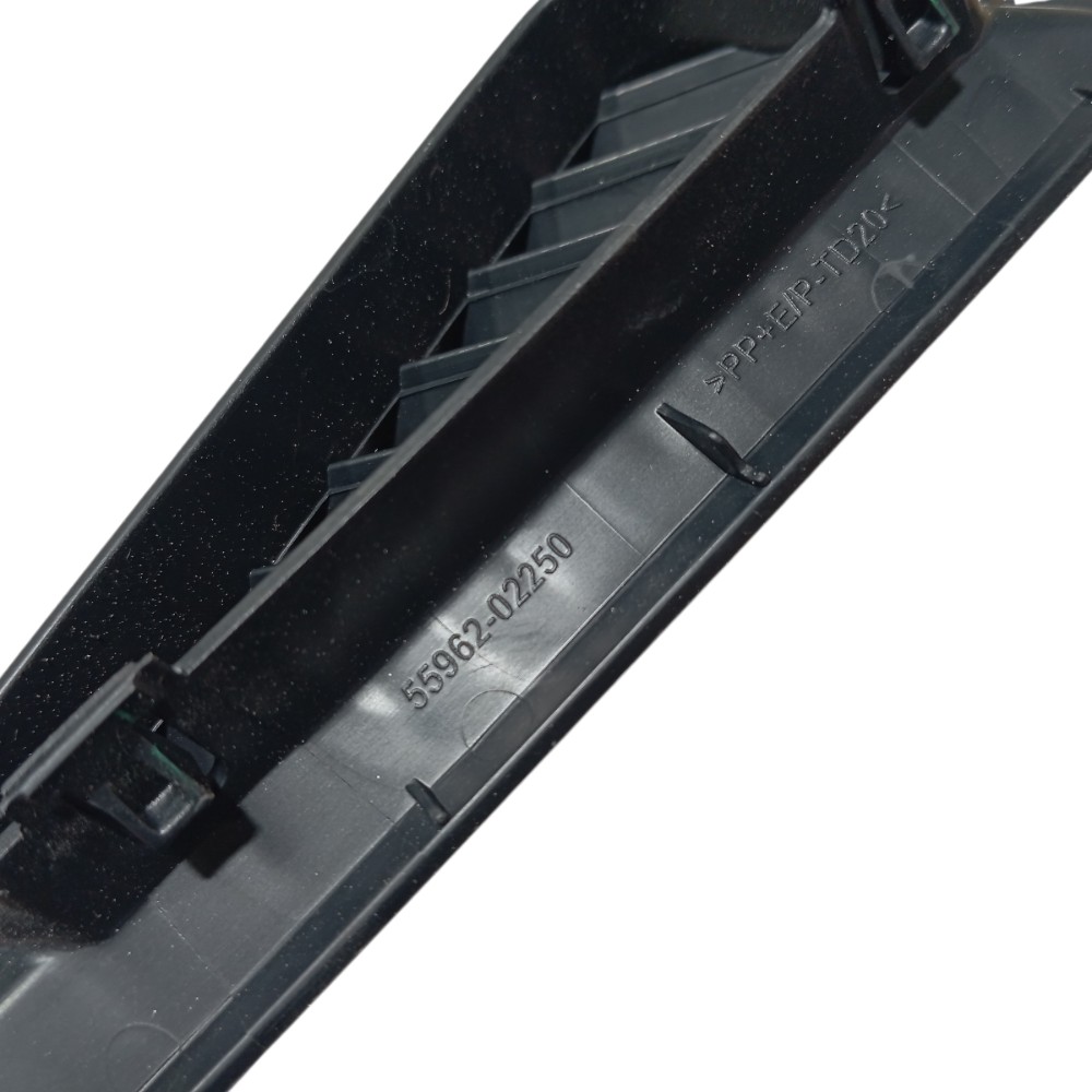 Difusor ar superior direito Toyota Corolla 2023 6