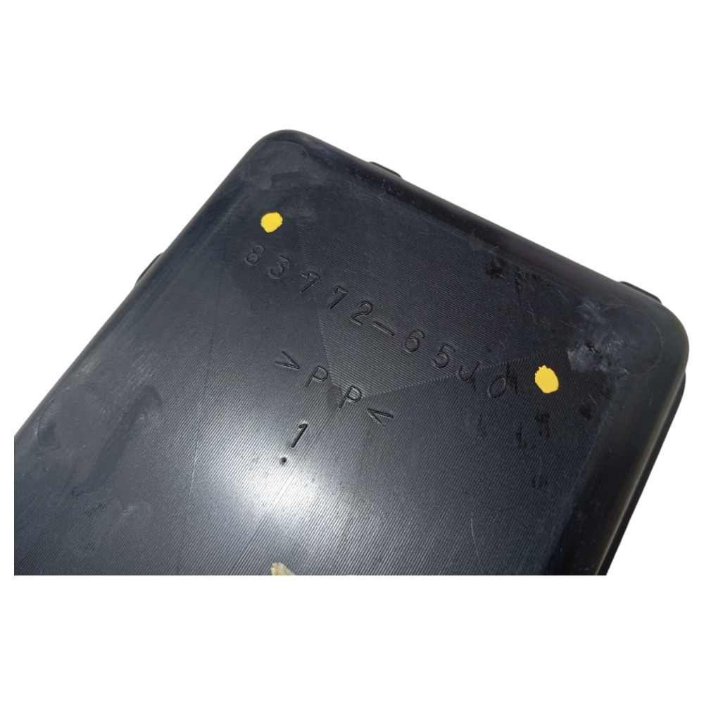 Acabamento Tampa Traseira Suzuki Grand Vitara 2012 A 15 V649 5