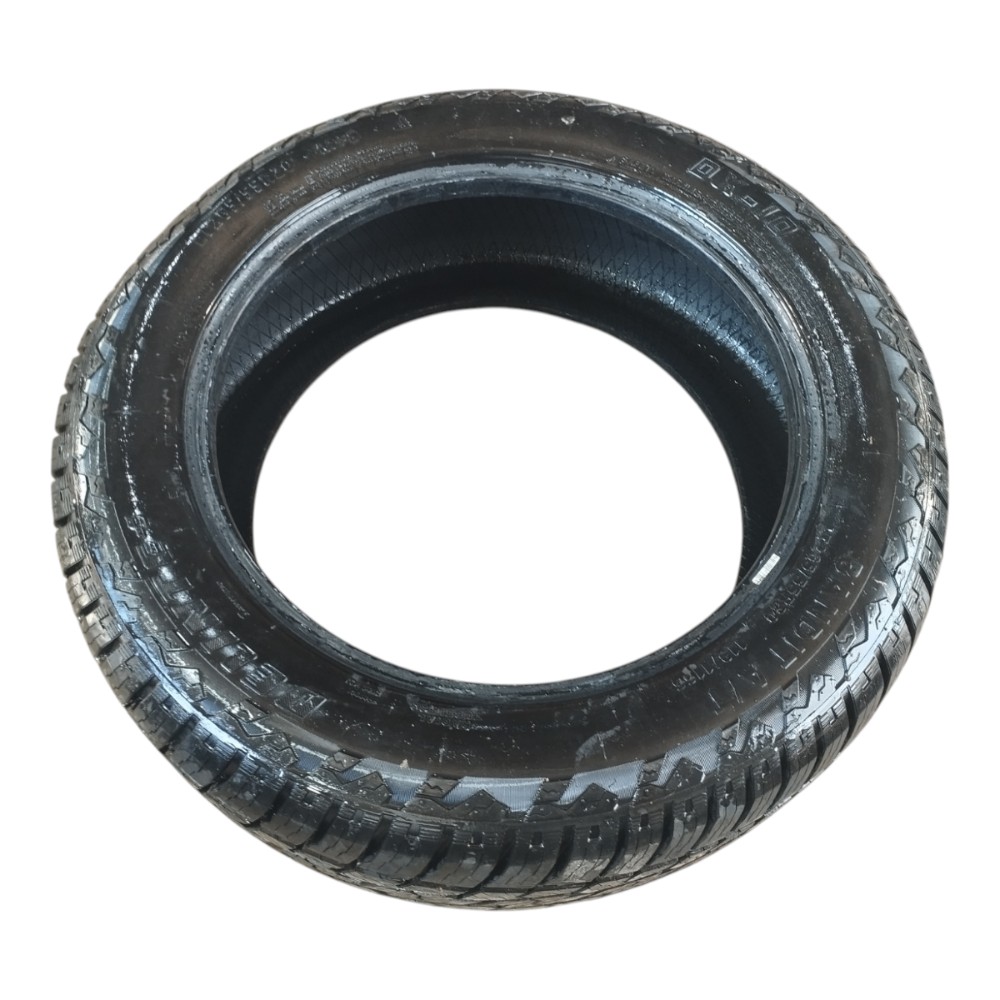 Pneu Aro 20 Delinte Dx10 Bandit At Lt 265/55 R20 V645 2