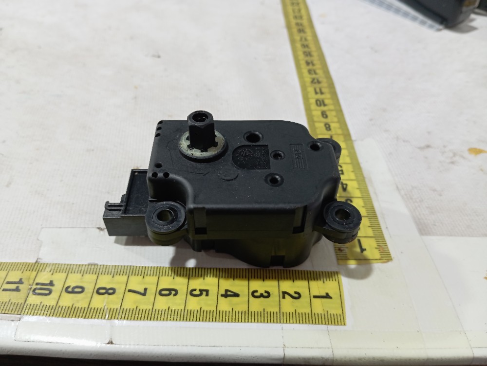 Motor Atuador Ar Condicionado Mercedes C180 2002 2007 V661 5